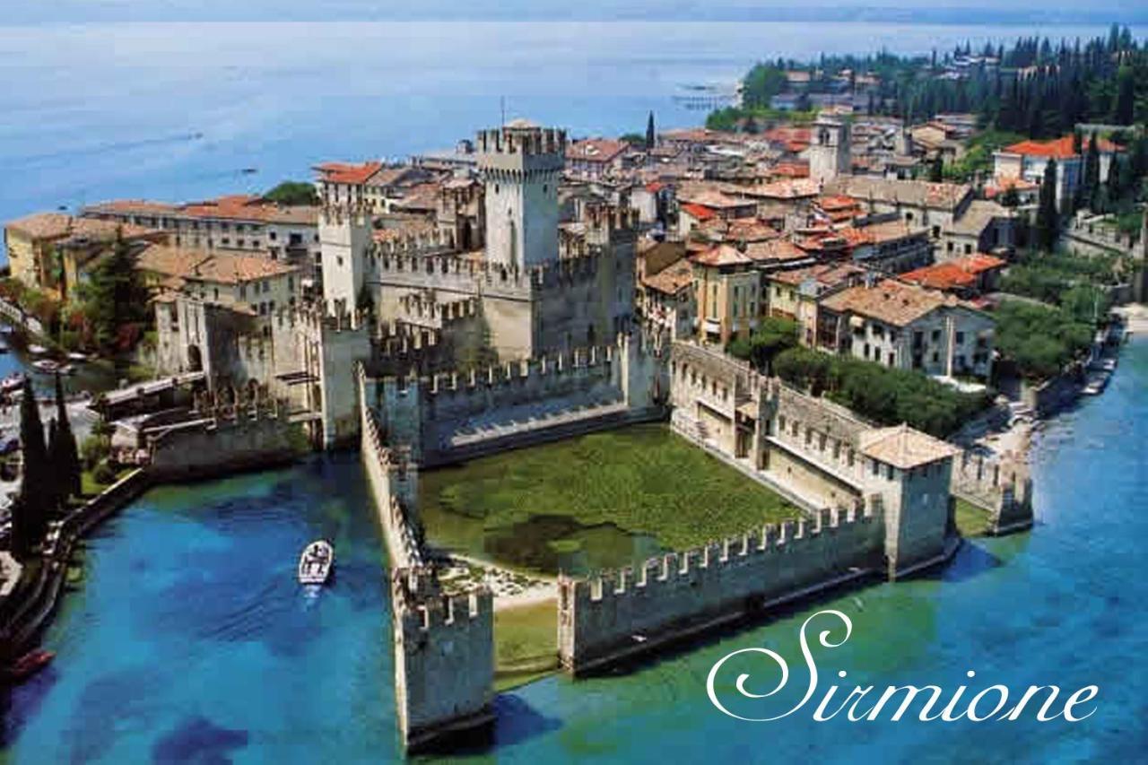 In Vacanza da Miki 03 Desenzano del Garda Bagian luar foto